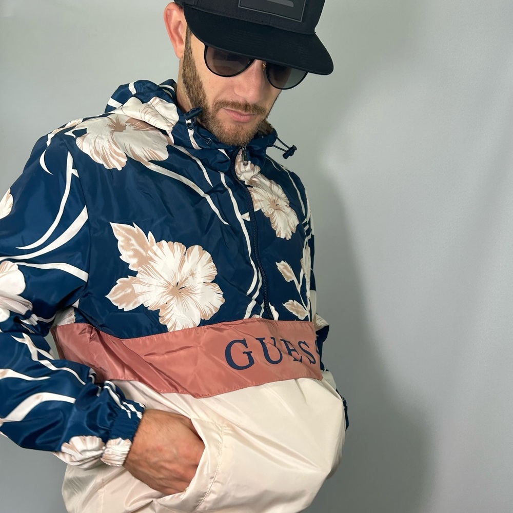 Guess men’s fall windbreaker